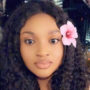 Meet your Posher, Rokhaya